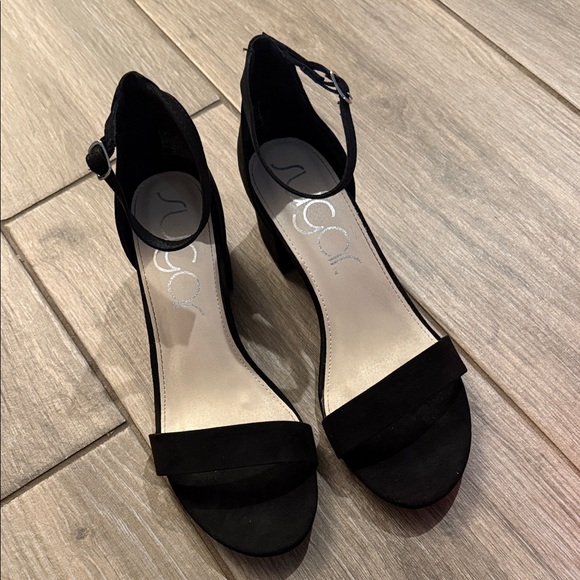 New Sugar Noelle Black Ankle Strap Block Heels Sz 10 M - Picture 4 of 9
